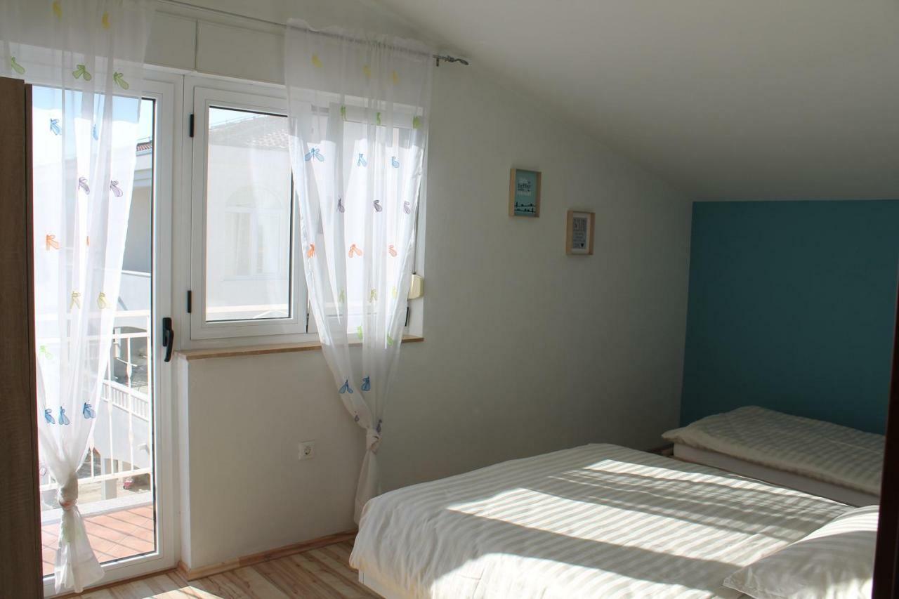 Apartment Aurora Каштела Экстерьер фото